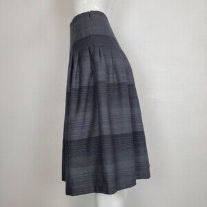 Jones New York Gray Plaid Pleated Wool Blend Skirt